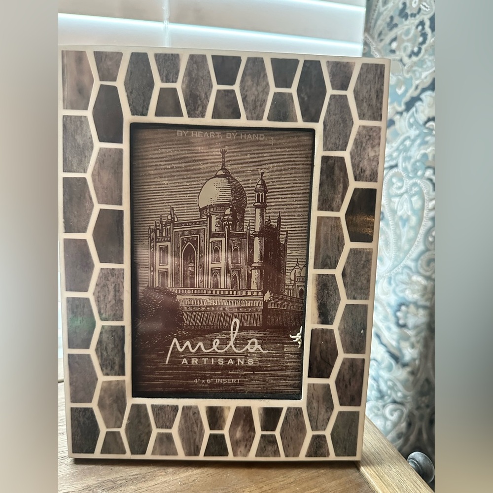 Gramercy Frame